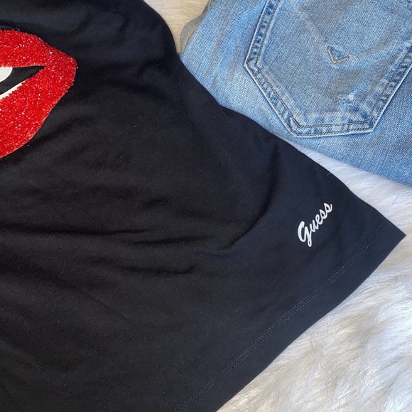 Guess Tip Tee - Picture 4 of 6